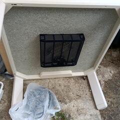 コタツテーブルの画像