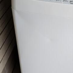 美品☆2023年製 5.5kg☆全自動洗濯機 Hisense 風乾燥付(HW-55E2W)清掃＆クリーニング済み 中古家電 多数出品中☆の画像