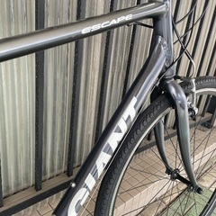 【中古美品】GIANT ESCAPE R3 / M 身長170-185cm GIANT ( ジャイアント ) クロスバイク ESCAPE R3 SE