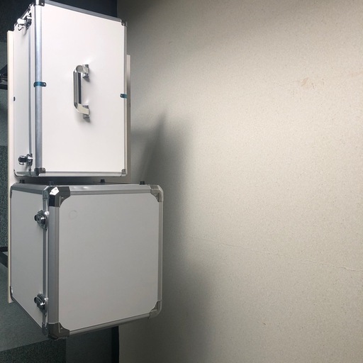 中古　プロ用メイク道具ケース