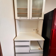 【無料】食器棚（中古品・ホワイト）引き取り限定・6/30（月）