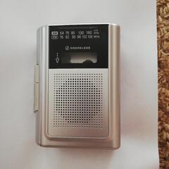 小泉成器のカセットプレーヤーの画像