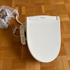 Panasonicウォシュレット温水洗浄便座の画像