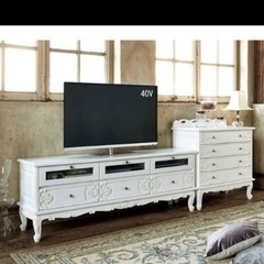 アンティーク風TVボードの画像