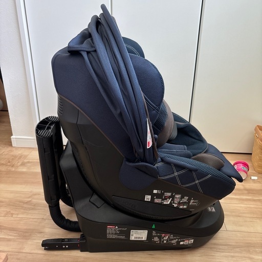 チャイルドシート　エールべべ　ISOFIX