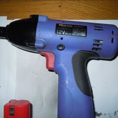 充電式インパクトドライバー　良品 　お安くしました。の画像