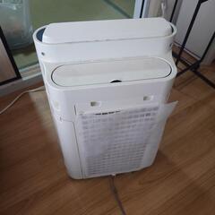 シャープ空気清浄機20年製の画像