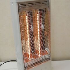 aladdin 遠赤グラファイトヒーター AEH-G100A 2021年製 ホワイト 電気ヒーター 電気ストーブ アラジン 札幌市 清田区 平岡の画像