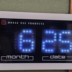 壁掛け LED 時計　ウォッチ　ホワイトの画像