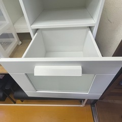 【リサイクルサービス八光】幅39㎝　IKEA ブリムネス　サイドテーブル　ホワイトの画像