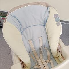 25*60100 COMBI ネムリラ ハイローチェア 手動の画像