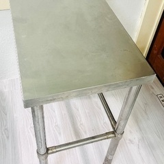【業務用ステンレス調理台】幅61×奥行40×高さ81cm／飲食店・厨房・キッチンに！の画像