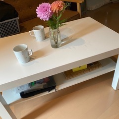 IKEA  ローテーブル（白）