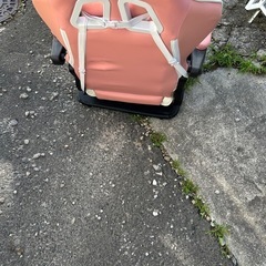 ゲーミングチェアの画像