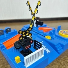 プラレール J-19 プラキッズサウンドふみきりセット　踏切セット　電車の画像