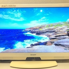 SHARP    32インチテレビ　　

