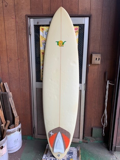 サーフボード
TSSCファンボード　198センチ