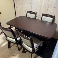 大川家具 ダイニングテーブル　回転椅子 4脚セット 中古品 直接引き取りor配送の画像
