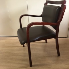【お譲り先決まりました】
介護椅子　高齢者　ダイニングチェア　Bの画像
