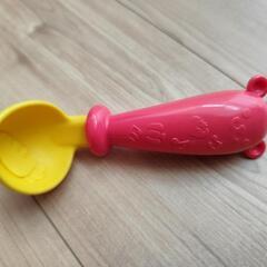 おもちゃ　おたま　電池入り　ままごと