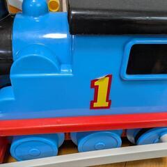 電動　機関車トーマス　楕円レールセットの画像