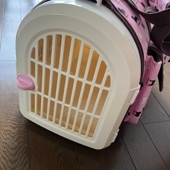 ペット　キャリーケースの画像