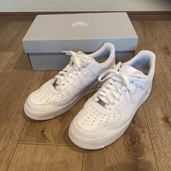 NIKE エアフォース1
