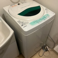 東芝　洗濯機　5kg 稼動品
