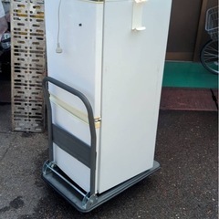 シャープ　冷蔵庫　　