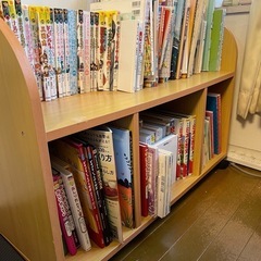無料）本棚✳︎キャスター付き