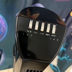 山善　タワーファン　YAMAZEN YSR-J802　首振り　リモコン付　扇風機の画像