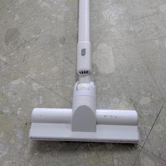 IRIS OHYAMA スティッククリーナー　掃除機　SCA-112-W　中古　リサイクルショップ宮崎屋住吉店25.6.24の画像