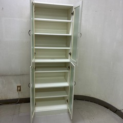棚（本、食器）
の画像