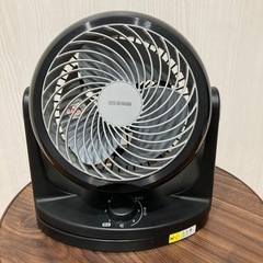 中古アイリスオーヤマ　サーキュレーターブラック