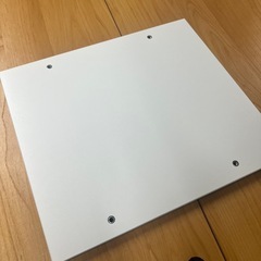 1枚300円 引っ掛け式のミラー 引っ掛け部分を外すことも可能 ドレッサー 卓上使い 無くなり次第終了 30×34cm DIY部材 オリジナル 鏡面 鏡 ミラー 置き型 掛け型 部材の画像