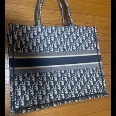 DIORトートバッグの画像