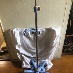 在宅介護・医療用に 点滴スタンド キャスター付き 手渡し希望 の画像