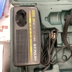 日立 コードレスドライバー FDS-12DVA 充電器セット  リサイクルショップ宮崎屋　佐土原店　25.9.15Fの画像