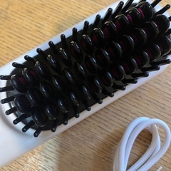 ヘアアイロンブラシの画像