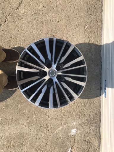 ホイール「b1」