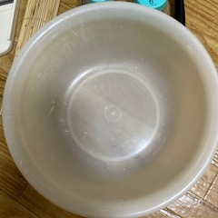 洗面器、食器、いろいろの画像