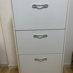 お譲り先決定【０円】薄型靴箱  