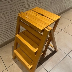 【折りたたみ可能】木製ステップチェア／踏み台（3段）