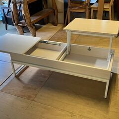 【美品】　リフトアップセンターテーブル　ホワイトインテリア　機能性の画像