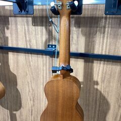ソプラノウクレレ　Famous　FLS-60　ケース付の画像