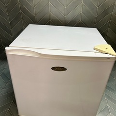 ジャンク　冷蔵庫の画像