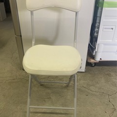 ◎ 折りたたみチェア