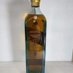 ウィスキー ジョニーウォーカー 750ml 箱付 グラス付き ブルーラベル 未開封品 のご紹介です！の画像