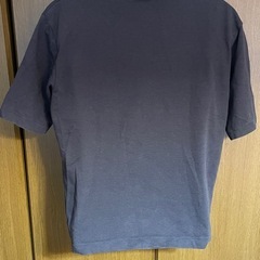 ユニクロ エアリズム 濃茶のボーダーの画像