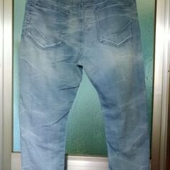 長ズボンです☆  サイズはＬ（ウエスト84〜94） 身長174　体重70　のメンズに着けてもらった所、 いいぐらいの大きさでした。の画像